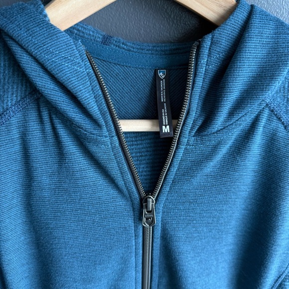 Kuhl Women Navy and Bright Blue Full Zip Jacket Size Medium - Picture 2 of 5